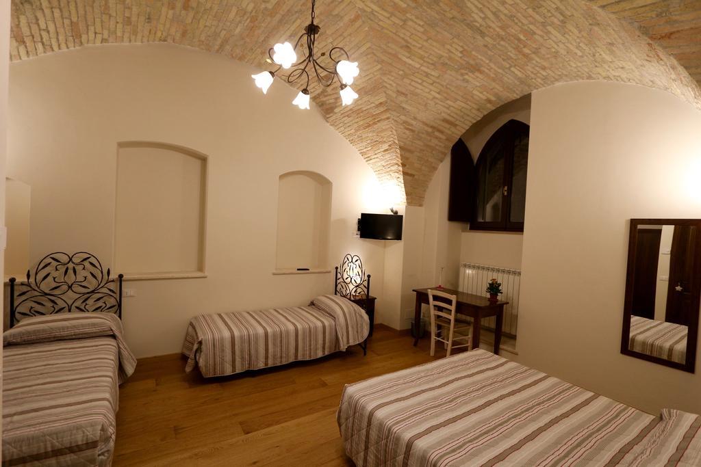 La Casina Colorata Hotel Assisi Phòng bức ảnh